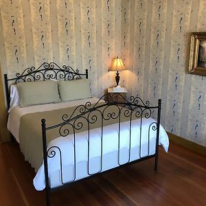 Queen Room Terrace